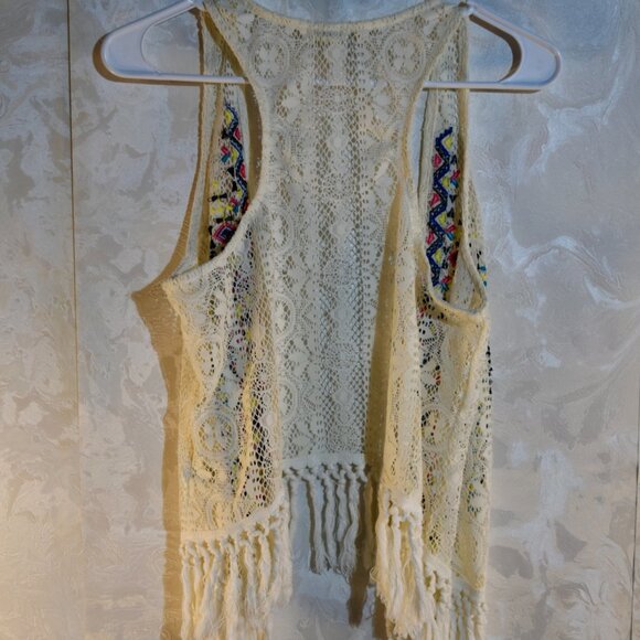 Eyeshadow S/M Bohemian Crochet Fringe Vest | Colorful Aztec Embroidery Ivory - Picture 2 of 6